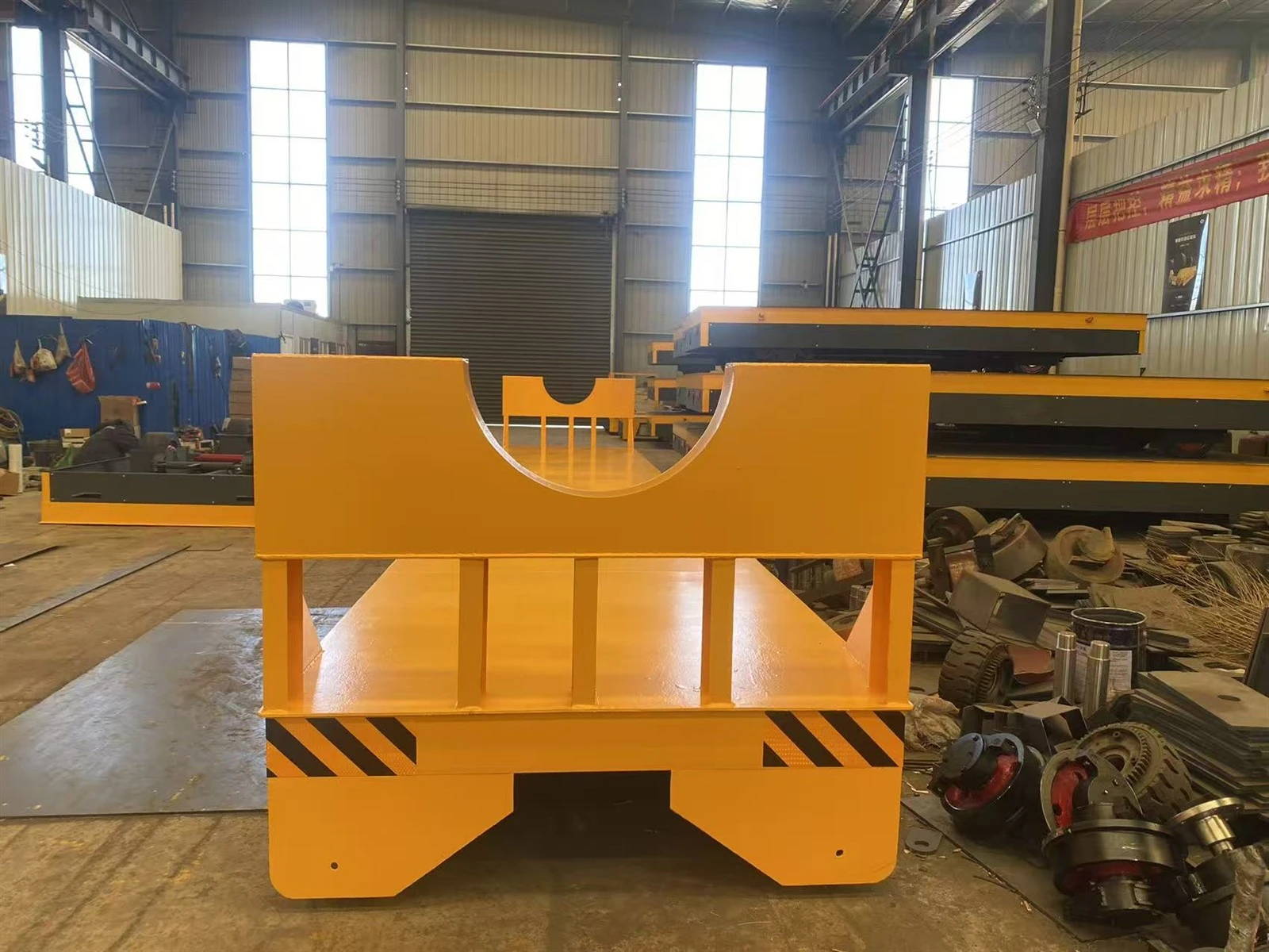 The Body Structure of Trackless Transport Cars